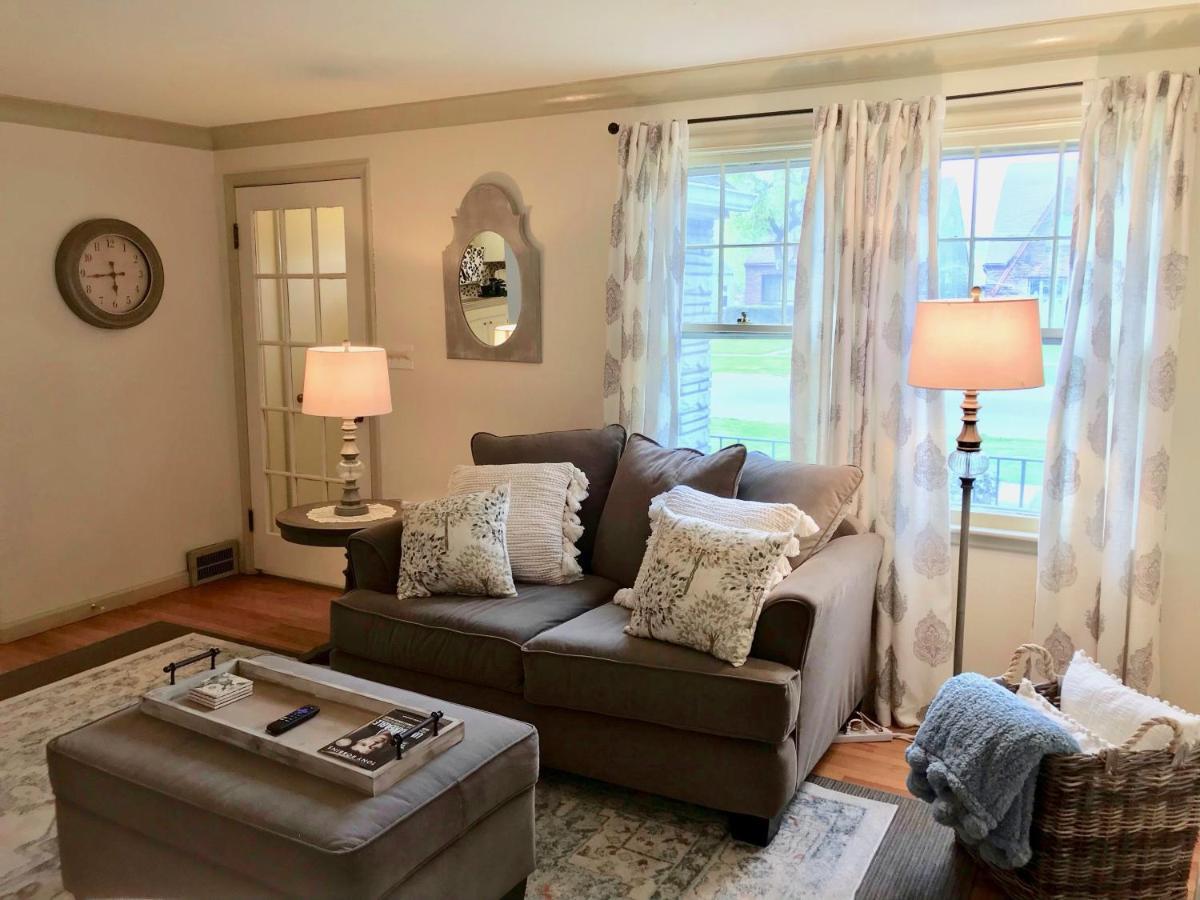 The Little Italy Of Niagara Falls Bed & Breakfast Экстерьер фото