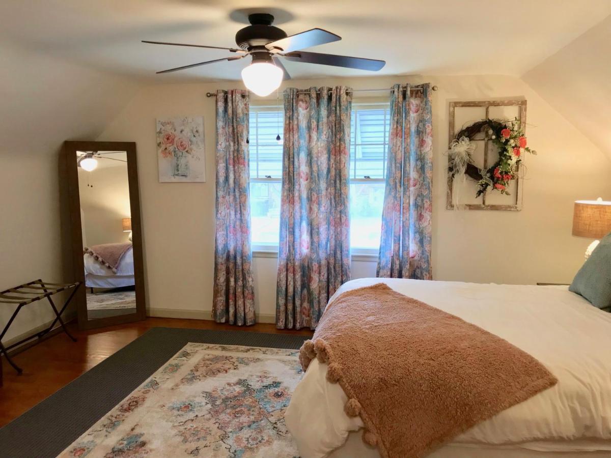 The Little Italy Of Niagara Falls Bed & Breakfast Экстерьер фото